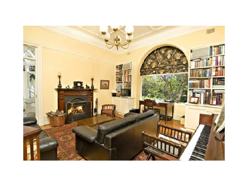 17 Telegraph Road, Pymble NSW 2073