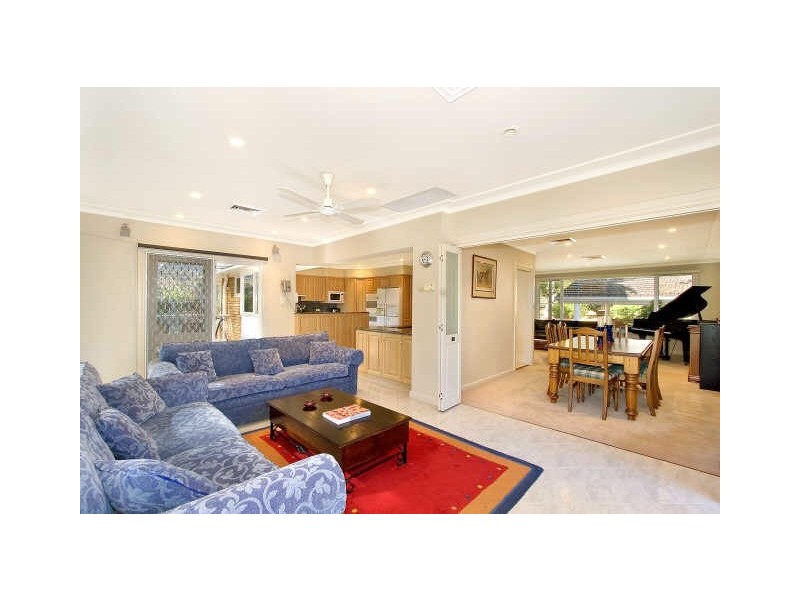 42 Alvona Avenue, St Ives NSW 2075