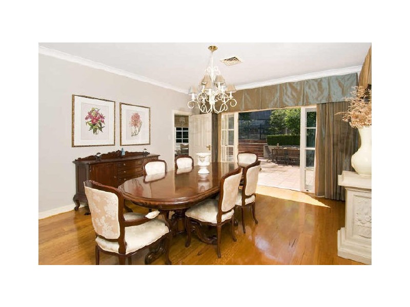 14 St Andrews Drive, Pymble NSW 2073