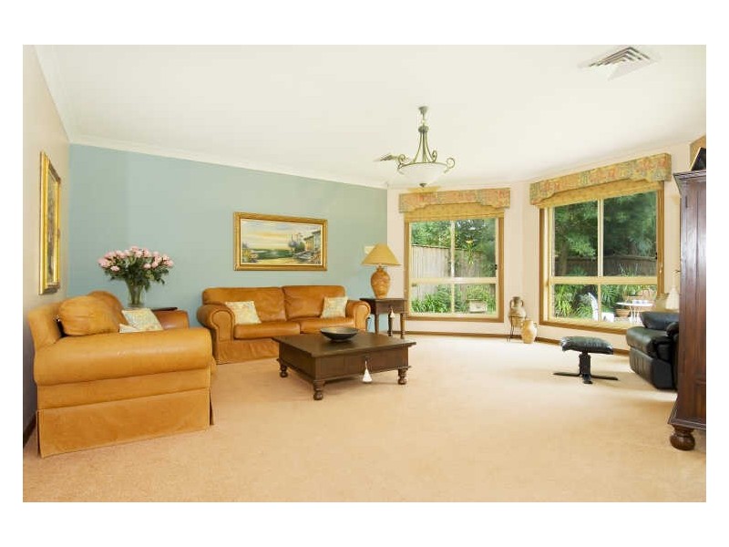 2 Ku-ring-gai Avenue, Turramurra NSW 2074