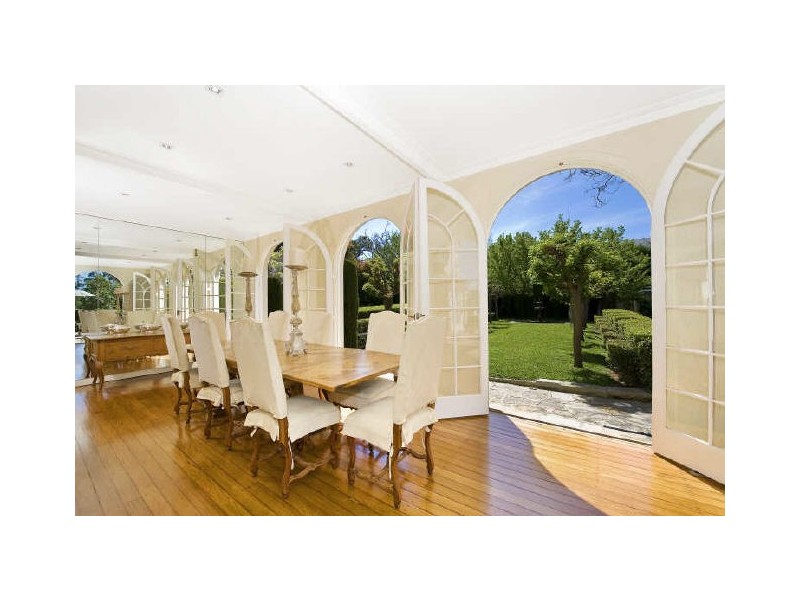 41 Ku-ring-gai Avenue, Turramurra NSW 2074