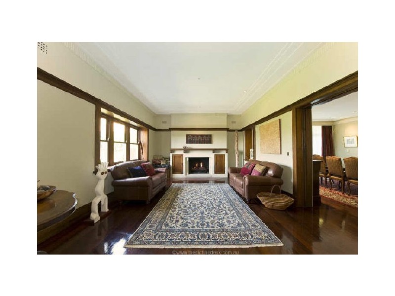 18 Park Crescent, Pymble NSW 2073