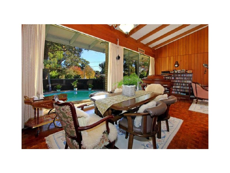 12 Andrew Avenue, West Pymble NSW 2073
