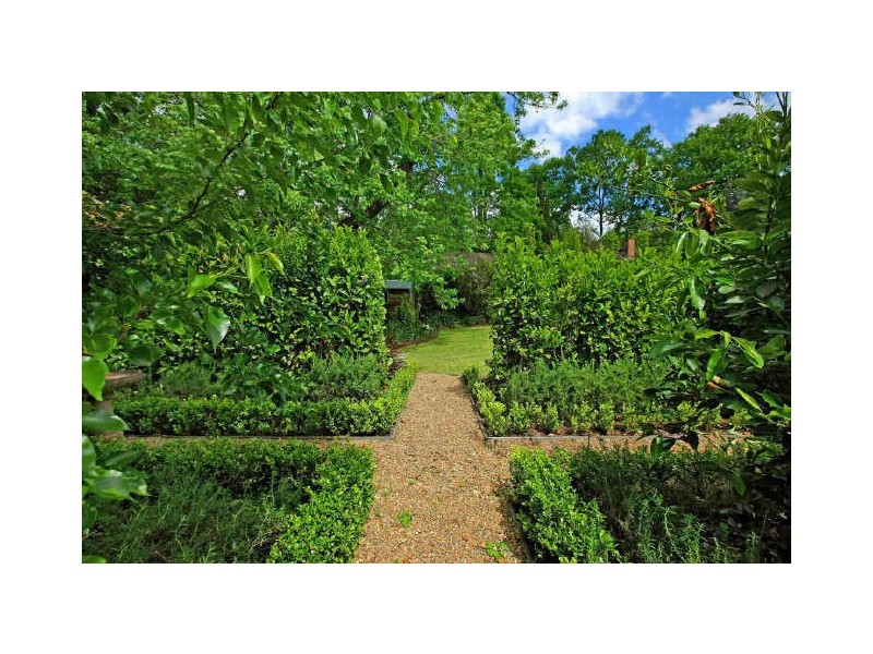 34 Brentwood Avenue, Warrawee NSW 2074