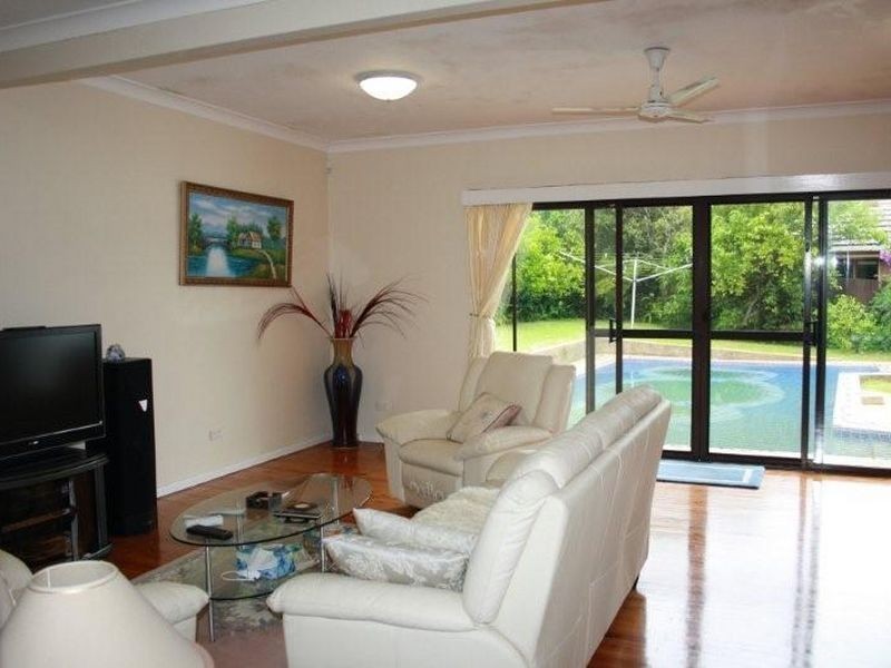 6 Selwyn Street, Pymble NSW 2073