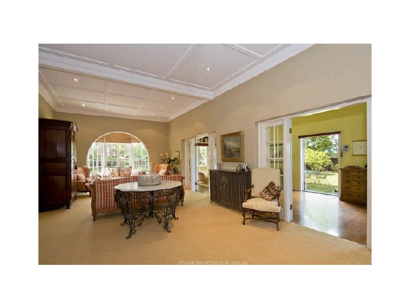 27 Woodlands Avenue, Pymble NSW 2073