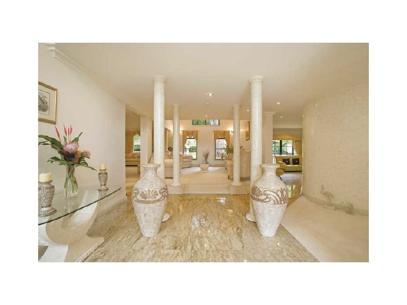 2 Penrhyn Avenue, Pymble NSW 2073