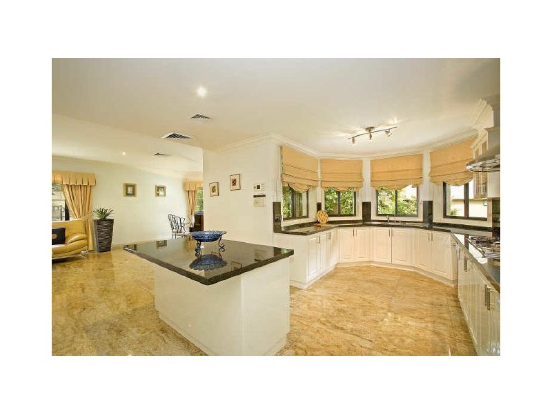 2 Penrhyn Avenue, Pymble NSW 2073