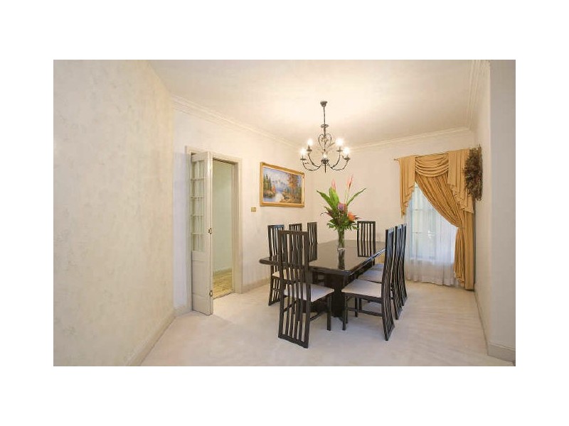 2 Penrhyn Avenue, Pymble NSW 2073