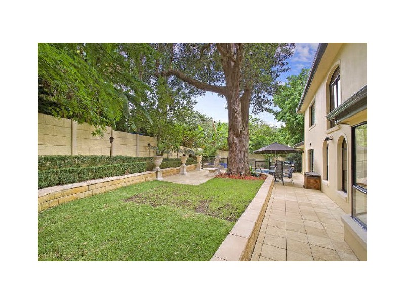 2 Penrhyn Avenue, Pymble NSW 2073