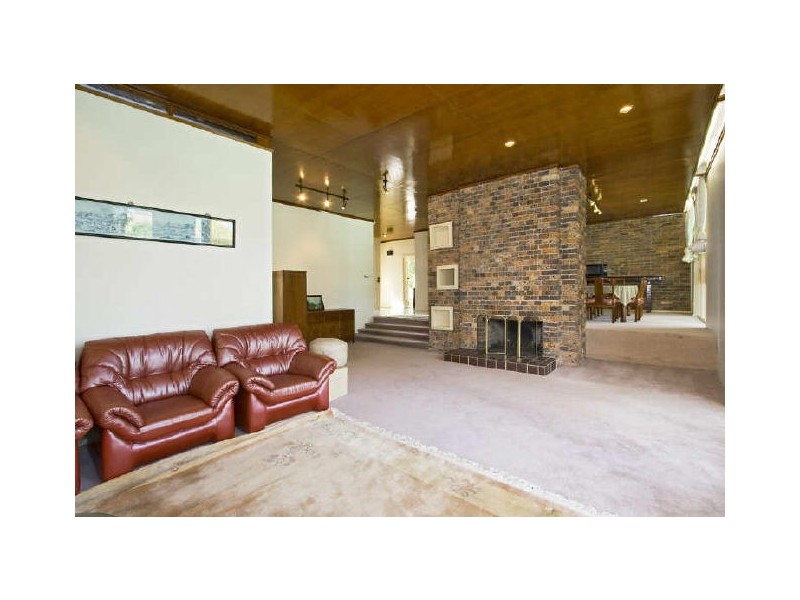 4 Brentwood Avenue, Warrawee NSW 2074