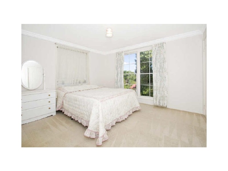 10 Taylor Avenue, Turramurra NSW 2074