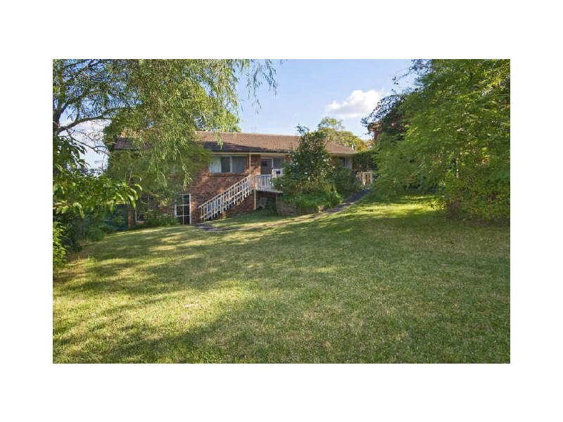 10 Taylor Avenue, Turramurra NSW 2074