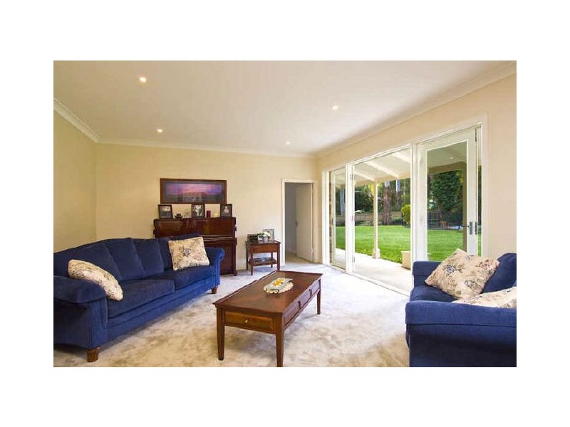 12 Avoca Road, Turramurra NSW 2074