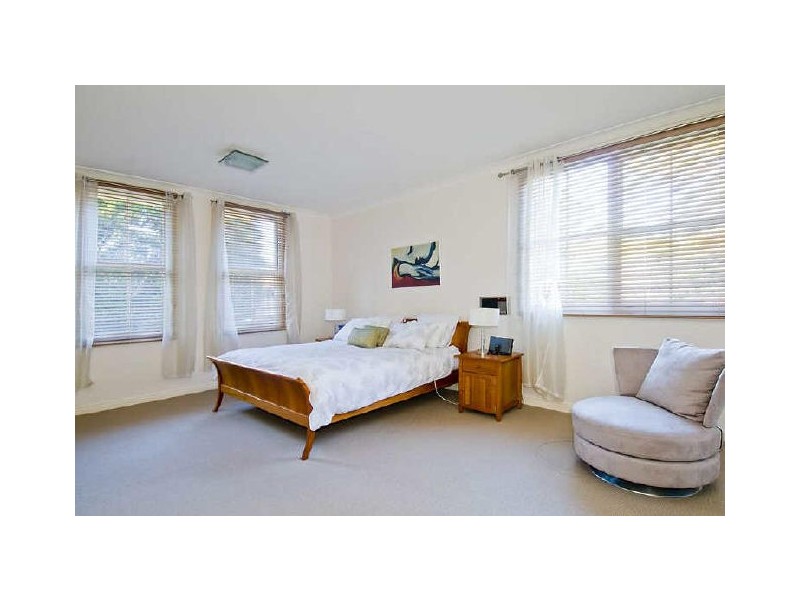 8C Lonsdale Road, Pymble NSW 2073