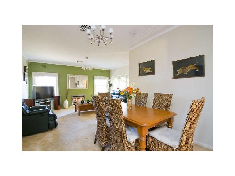 17 Victoria Avenue, West Pymble NSW 2073