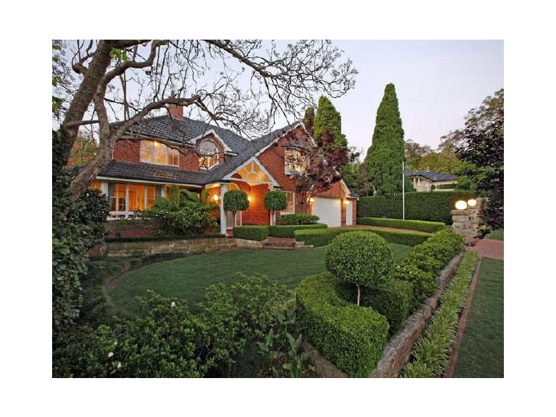 1 Greendale Avenue, Pymble NSW 2073