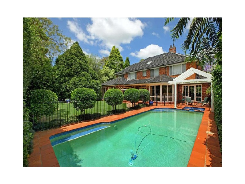1 Greendale Avenue, Pymble NSW 2073