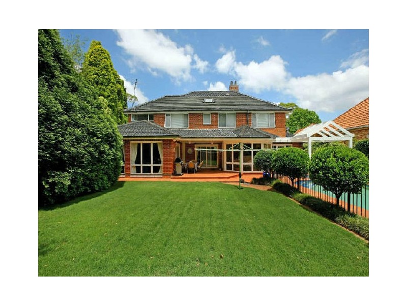 1 Greendale Avenue, Pymble NSW 2073