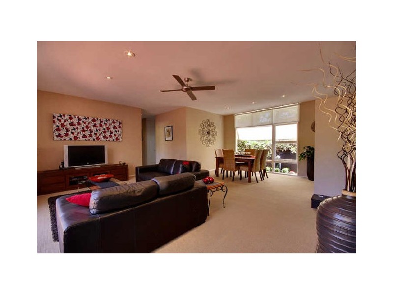 2 Kuruk Place, Turramurra NSW 2074