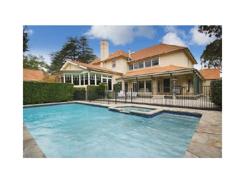 6 Cleveland Street, Wahroonga NSW 2076