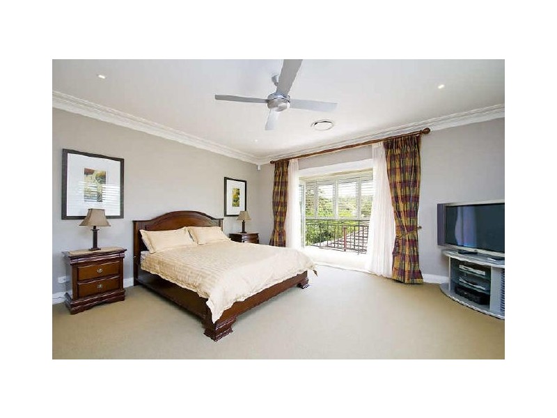 6 Davidson Avenue, Warrawee NSW 2074