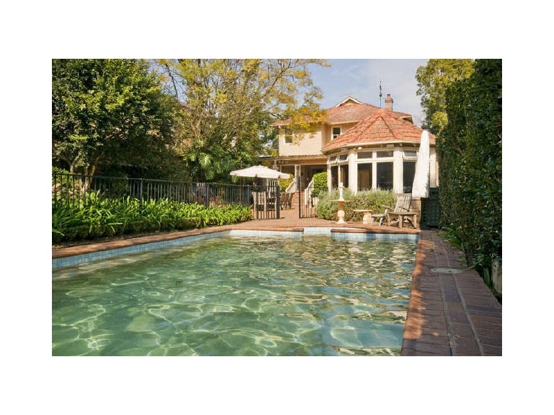 10 Nulla Nulla Street, Turramurra NSW 2074