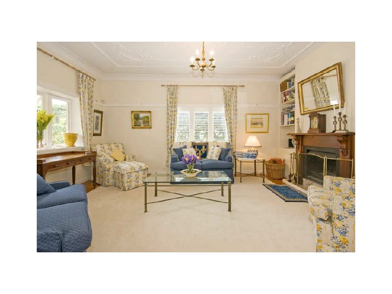 10 Nulla Nulla Street, Turramurra NSW 2074