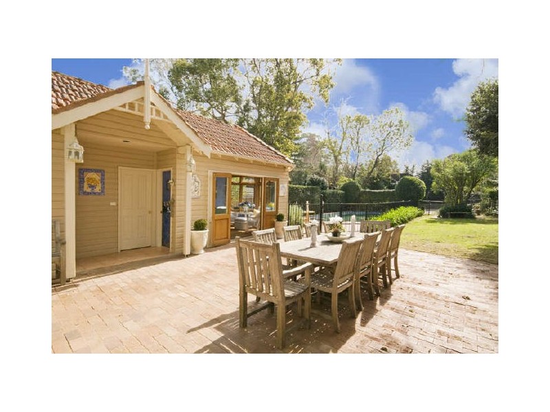 10 Nulla Nulla Street, Turramurra NSW 2074