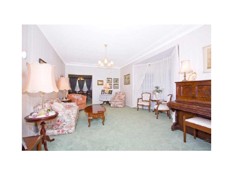 32 Willis Avenue, St Ives NSW 2075