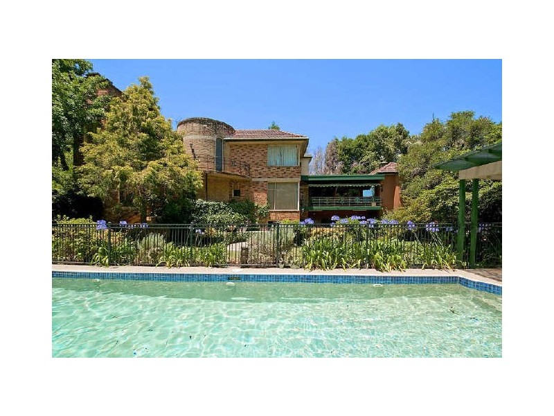 1 Pibrac Avenue, Warrawee NSW 2074