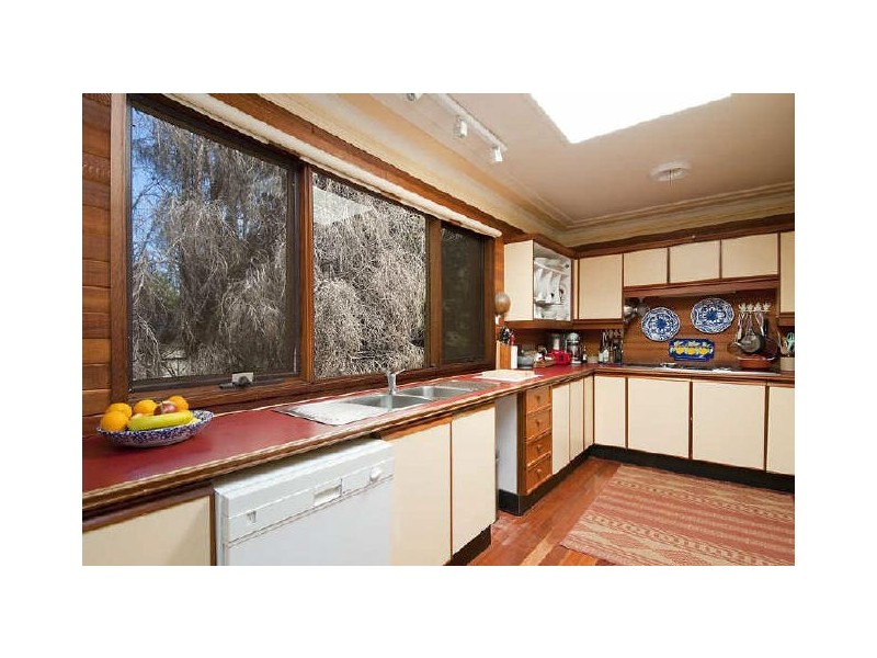 1 Pibrac Avenue, Warrawee NSW 2074