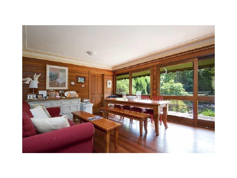 1 Pibrac Avenue, Warrawee NSW 2074