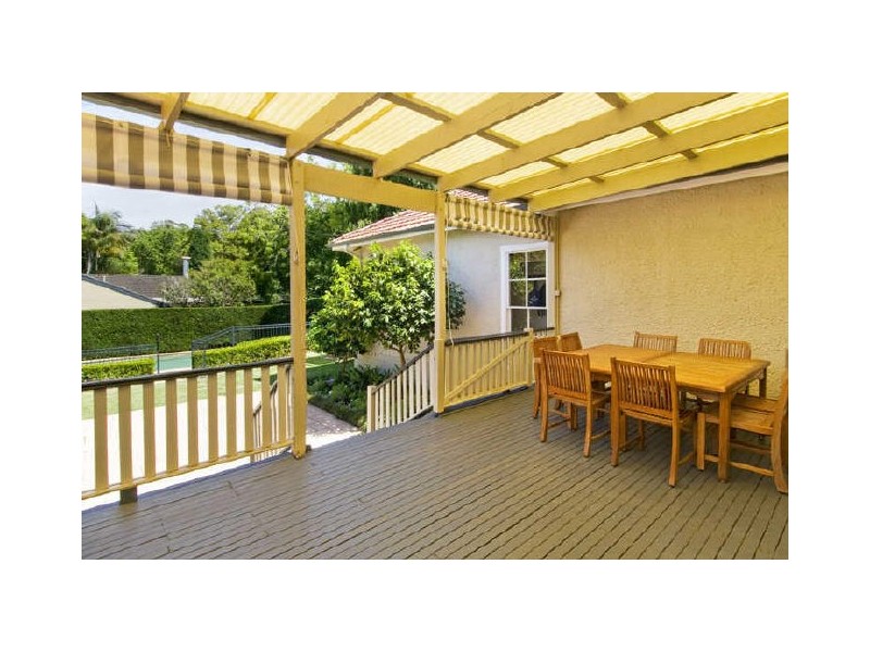 18 Halcyon Avenue, Wahroonga NSW 2076