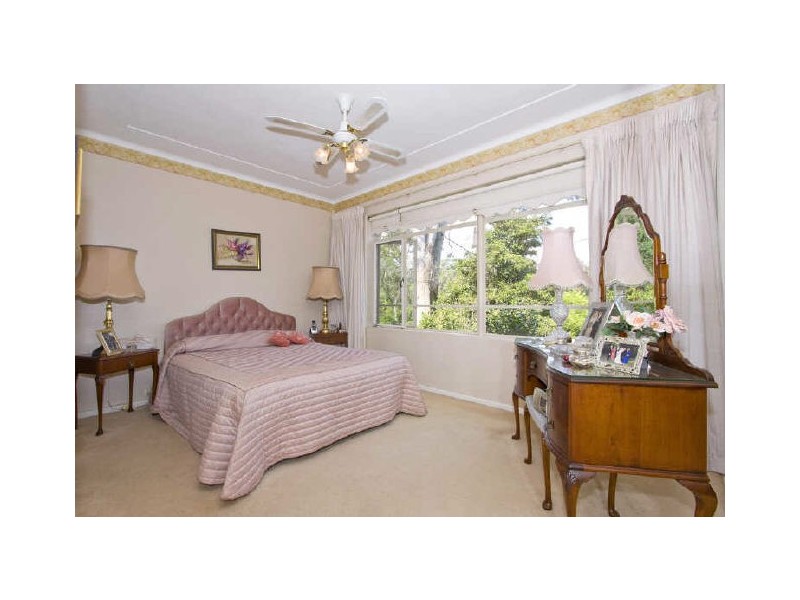 129 Pentecost Avenue, Turramurra NSW 2074