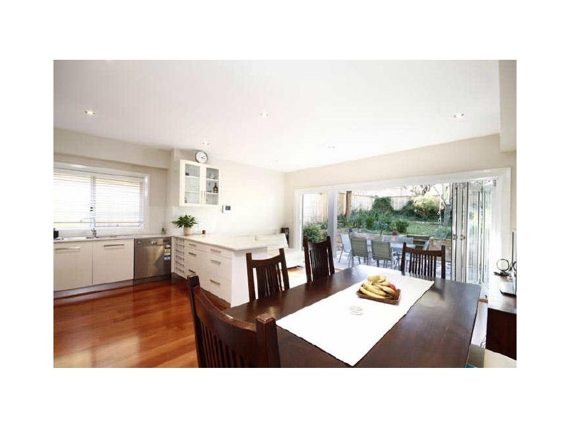 18 Kanoona Avenue, St Ives NSW 2075