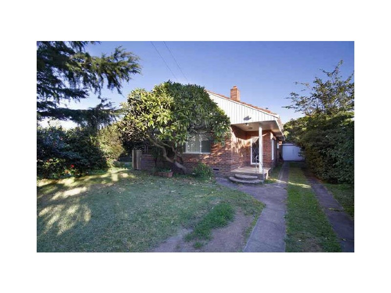 25 Kanoona Avenue, St Ives NSW 2075