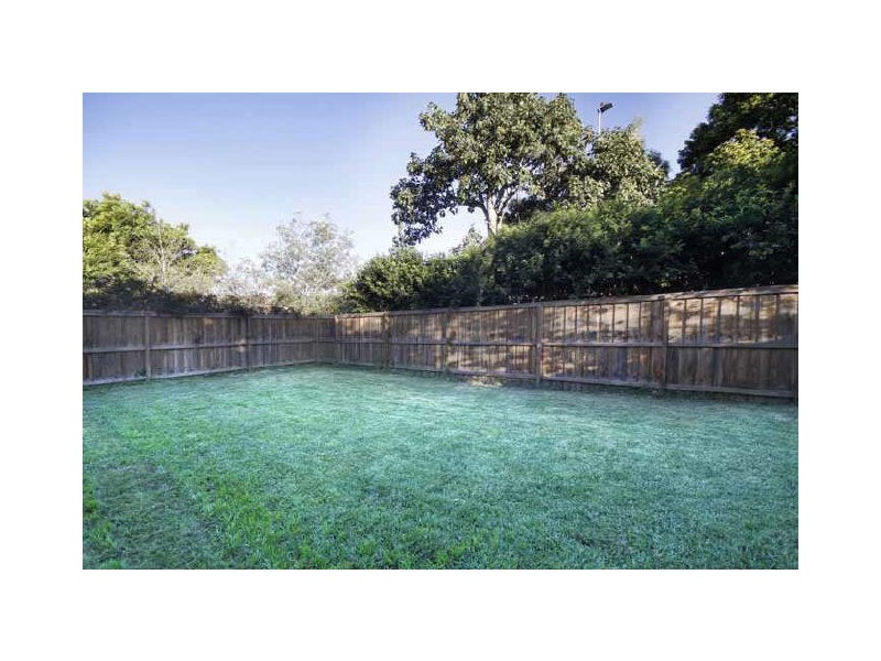 25 Kanoona Avenue, St Ives NSW 2075