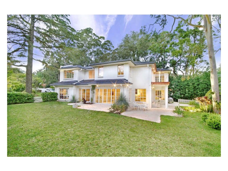 2 Sarnia Crescent, Killara NSW 2071