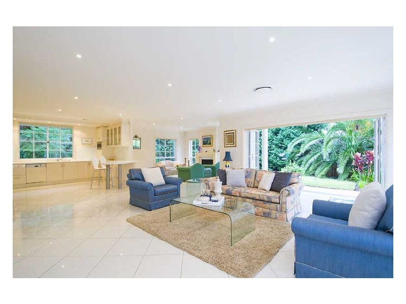 2 Sarnia Crescent, Killara NSW 2071