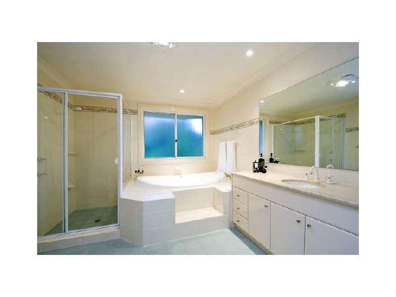 2 Sarnia Crescent, Killara NSW 2071