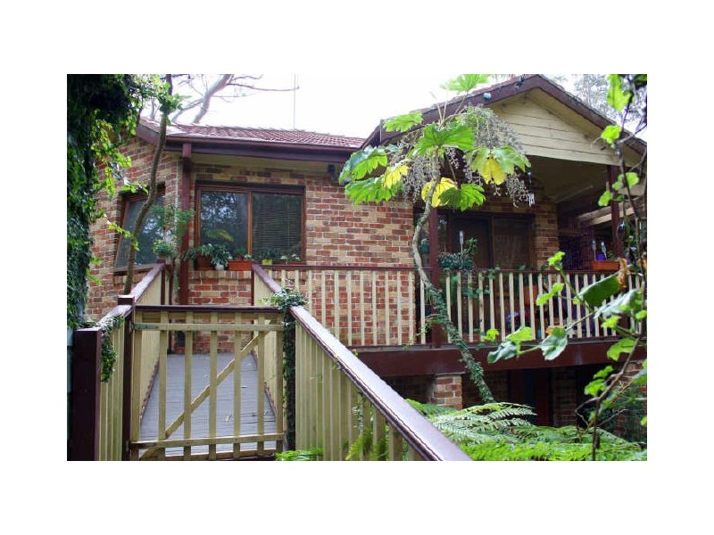 6A Woolcott Avenue, Wahroonga NSW 2076