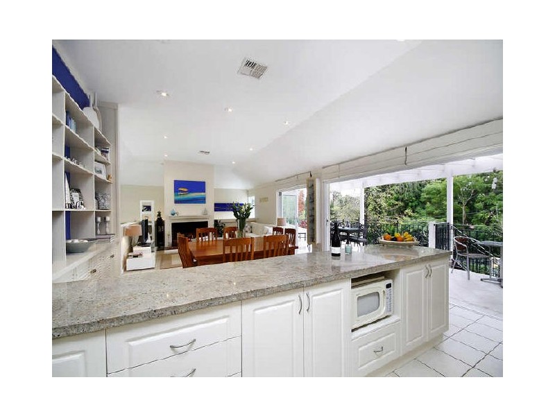 6 Trentino Road, Turramurra NSW 2074