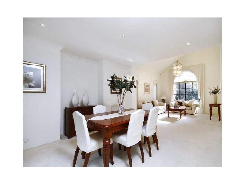 19 Holmes Street, Turramurra NSW 2074