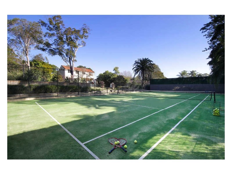 1 Bareena Avenue, Wahroonga NSW 2076
