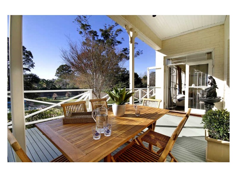 1 Bareena Avenue, Wahroonga NSW 2076