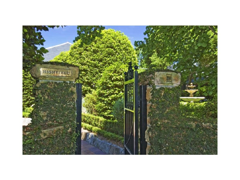51 Ku-Ring-Gai Avenue, Turramurra NSW 2074