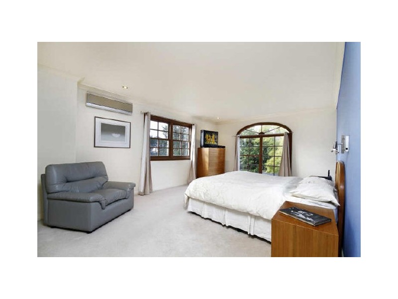 40 Bungalow Avenue, Pymble NSW 2073