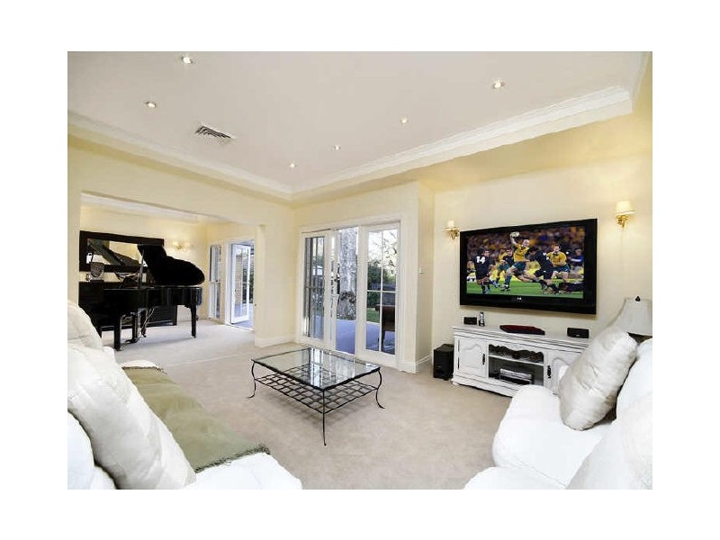 67 Livingstone Avenue, Pymble NSW 2073