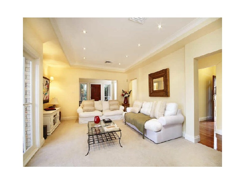 67 Livingstone Avenue, Pymble NSW 2073